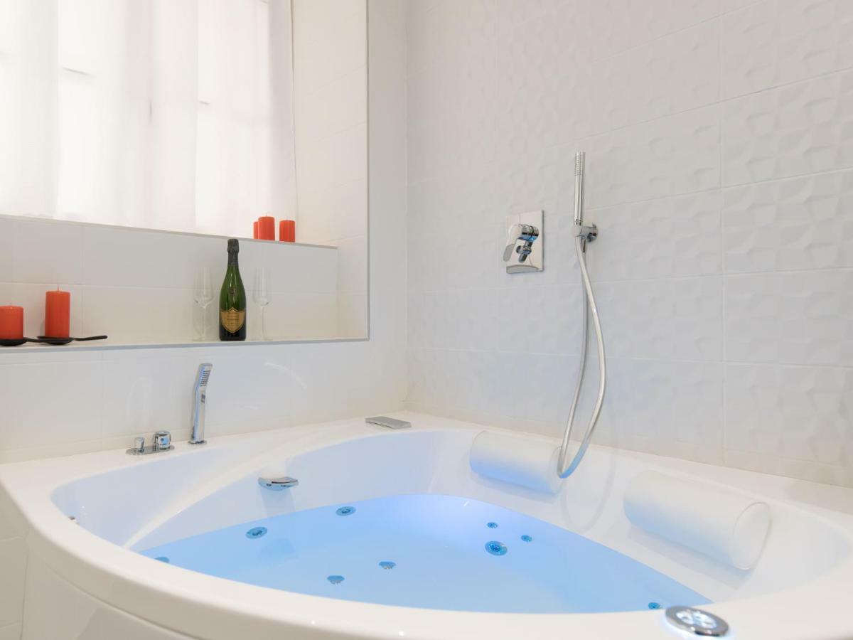 Luxury Studio & Spa-Lyon Centre Экстерьер фото